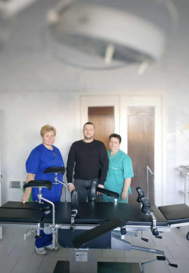 Вітаємо лікарню Київської області з купівлею операційного стола і операційної лампи